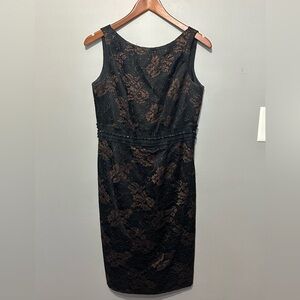 Carmen Marc Valvo Size 8 Special Occasion Dress Sleeveless Plunge V Back EUC!